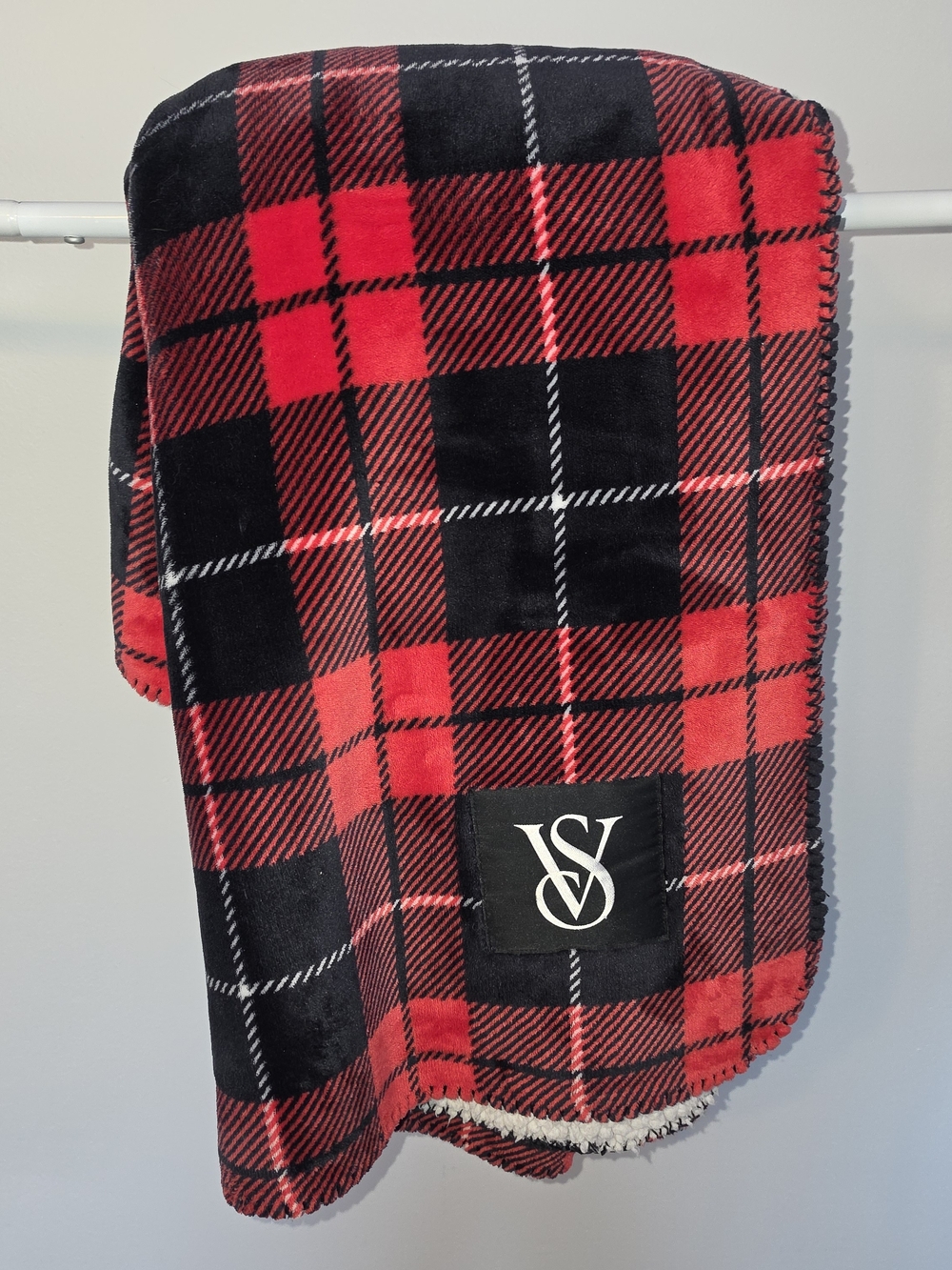 Victoria's Secret Red & Black Plaid Sherpa Scarf
